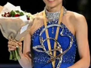 キム・ヨナ、歴代最高点でフィギュアGP第1戦優勝