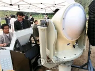 障害物透過「ミリ波」カメラ、国内独自技術で開発