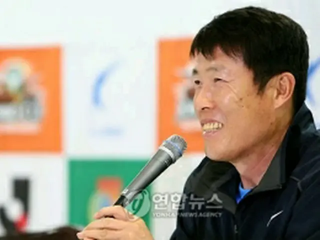 水原三星のチャ・ボムグン監督＝（聯合ニュース）