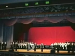 北朝鮮・金総書記が観覧する公演で三男たたえる合唱
