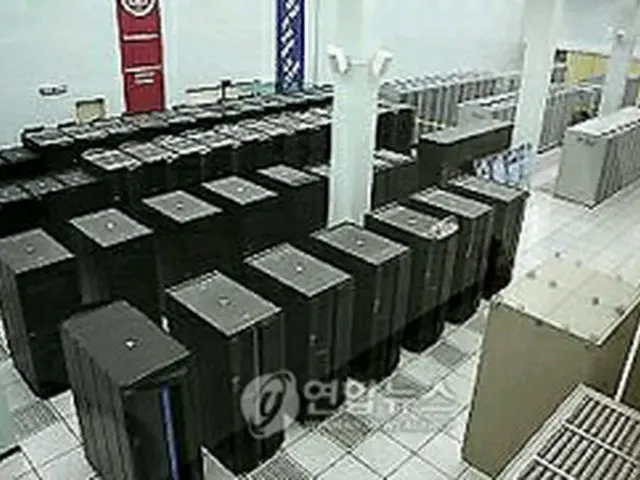 「スーパーコンピューター4号機」が設置されているコンピューター室の内部＝（聯合ニュース）