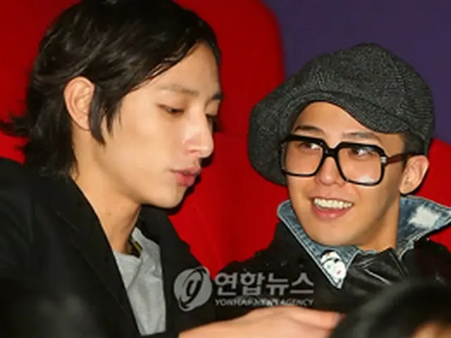 （左から）イ・ヒョクス、G-DRAGON
