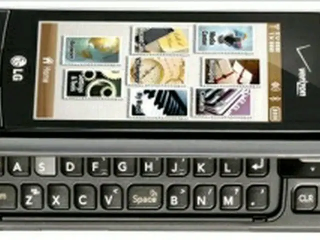 LG電子の「enV　touch」＝（聯合ニュース）