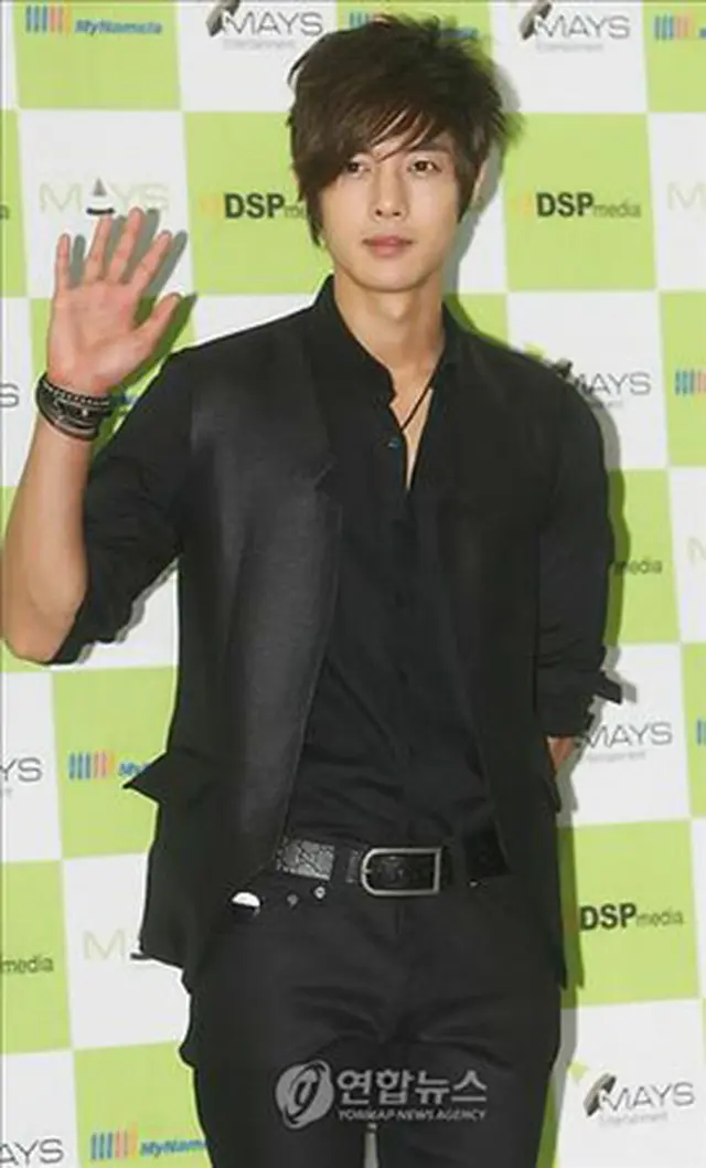 ＜SS501＞のリーダー、キム・ヒョンジュン