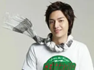 キム・ジュン 衣料品ブランドOmphalosと専属モデル契約