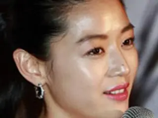 チョン・ジヒョン ウェイン・ワン監督『雪花と秘密の扇子』主演へ