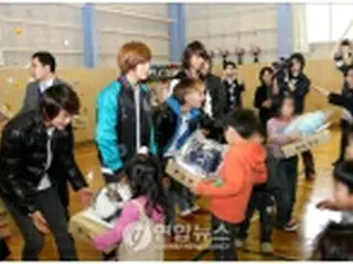 ＜SHINee＞札幌の児童養護施設で子どもたちと交流