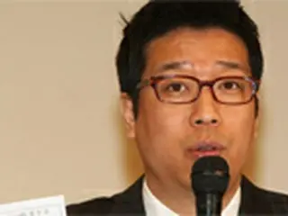 イ・ビョンホンを名誉毀損で告訴カン・ビョンギュが記者会見