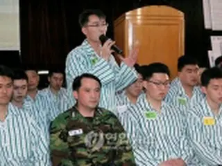 沈没船生存者が会見「耳が痛いほどの爆発音聞いた」