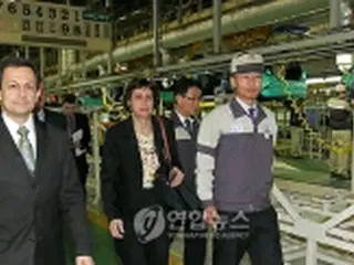 カトラー氏「FTA問題で韓国と会う準備整っていない」