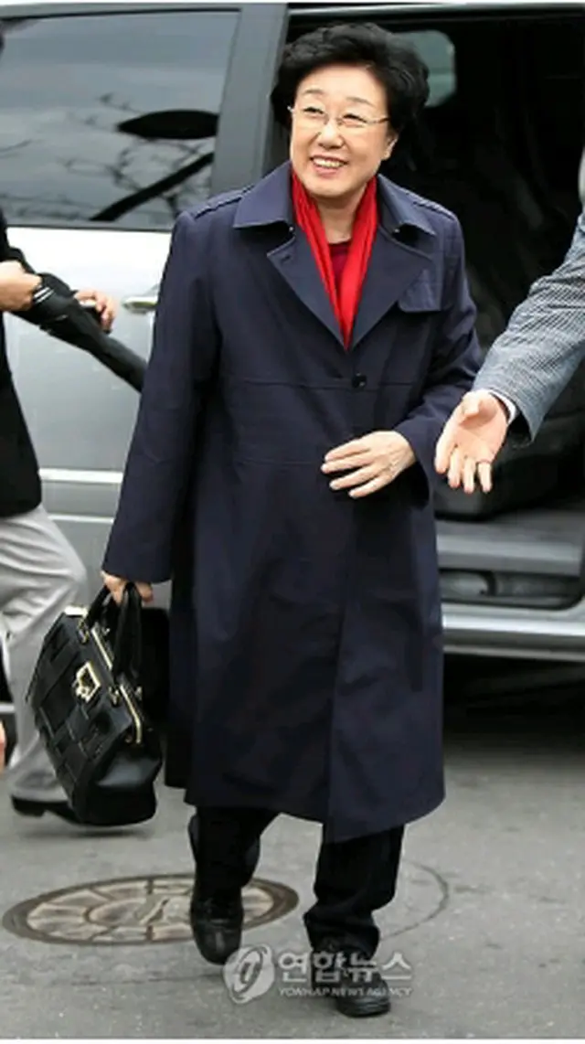 韓明淑元首相＝（聯合ニュース）