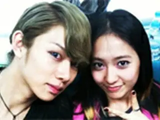 ＜SUPER JUNIOR＞ヒチョル　＜f(x)＞クリスタルとの2ショット写真公開