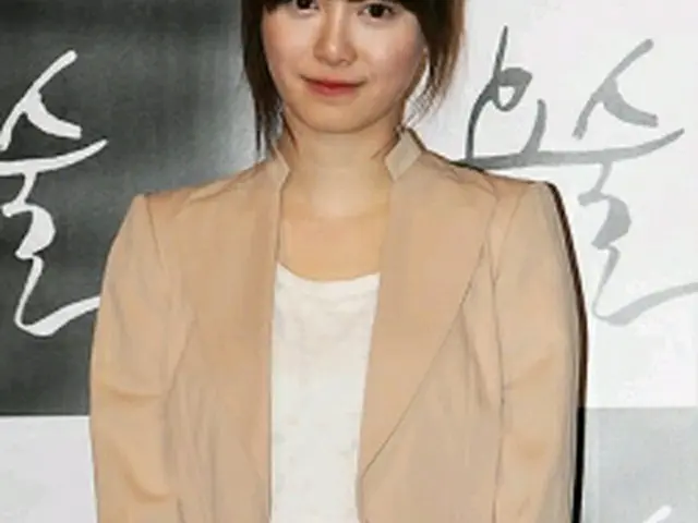 記者懇談会に出席したク・ヘソン=8日、ソウル(聯合ニュース)