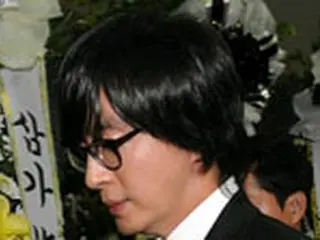 パク・ヨンハ自殺で芸能人多数弔問 2日に火葬