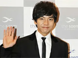 化粧品ブランド＜The Saem＞モデルの俳優イ・スンギ