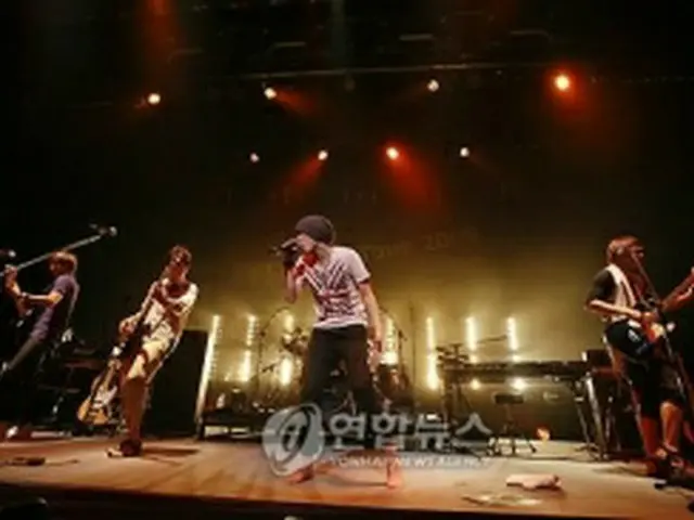 ＜FTIsland＞＝（聯合ニュース）