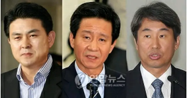 左から金台鎬、李載勲、申載旻氏＝（聯合ニュース）