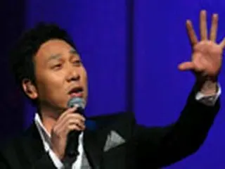 イ・ムンセ 日本で4年ぶり単独コンサート