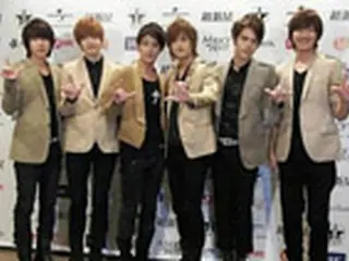 日本デビュー1周年の＜超新星＞ ファンを前に感激の涙