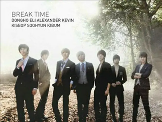 ＜U-KISS＞