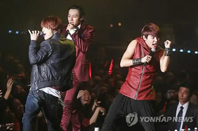 ＜JYJ＞