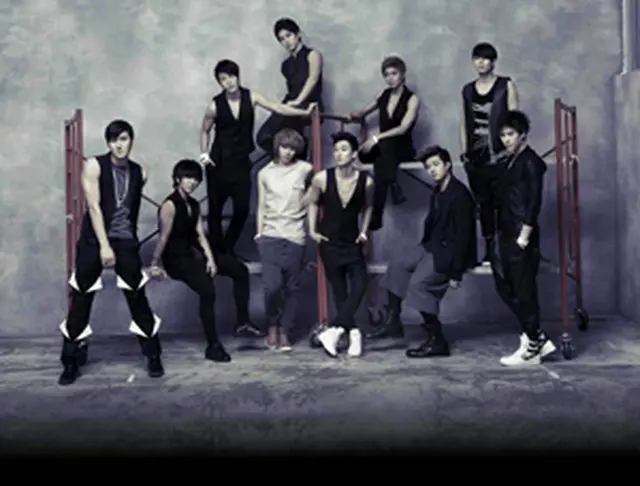SUPER JUNIOR