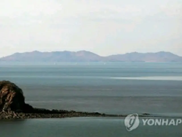 北朝鮮の海岸砲・曲射砲基地一帯（国会写真記者団撮影）＝２５日、延坪島（聯合ニュース）