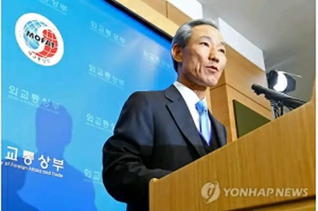 会見する金宗フン本部長＝5日、ソウル（聯合ニュース）