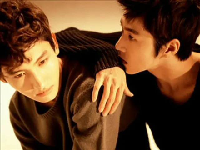 ＜東方神起＞
