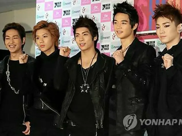 「SHINee」