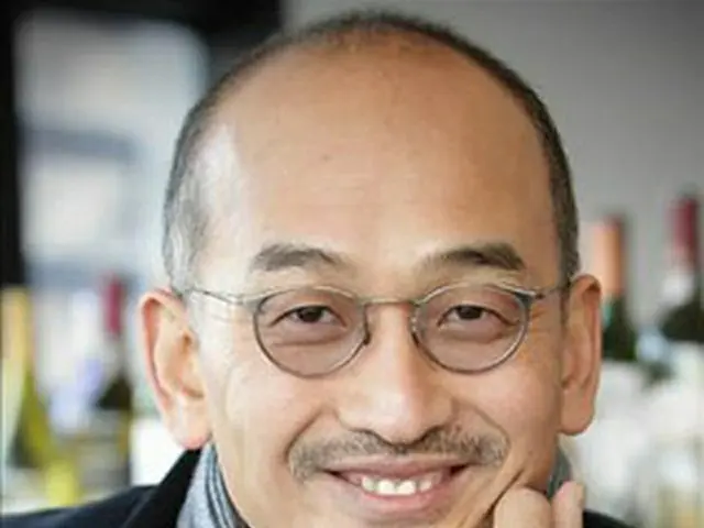 イ・ジュンイク監督