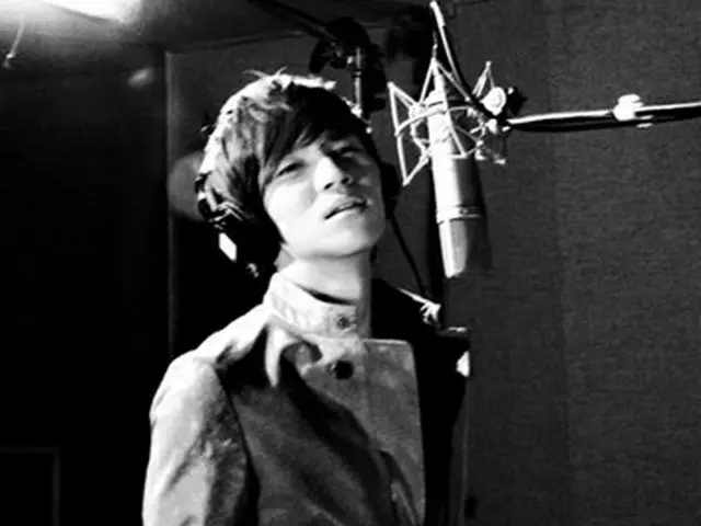 (c)Interview Megazine Hanryu T.O.P 　STARSHIP ENTERTAINMENT