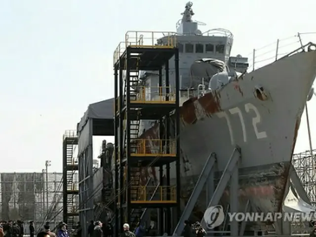 沈没事件から26日で1年を迎える哨戒艦「天安」＝18日、平沢（聯合ニュース）