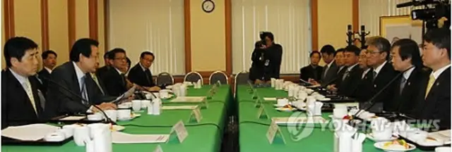 日本の原発事故による放射能対策に向け開かれた政府・与党協議＝８日、ソウル（聯合ニュース）