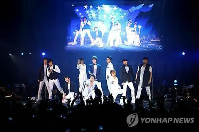 SUPER JUNIOR