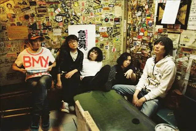 韓国5人組バンド「Pia」、