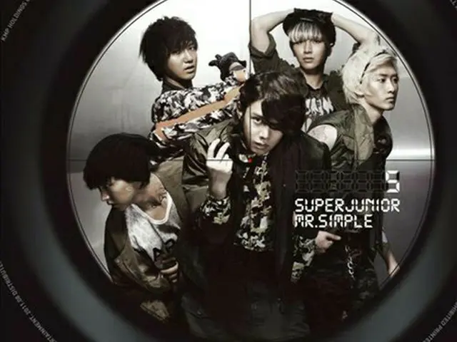 「SUPER JUNIOR」の「Mr.Simple」