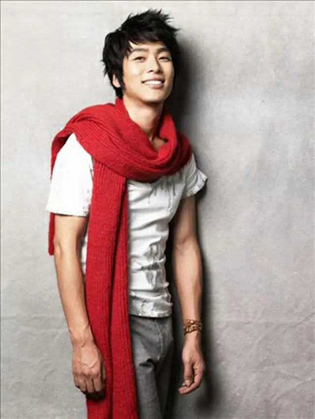 俳優ユン・ヒソク