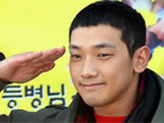 歌手Rain(ピ)軍入隊！国外ファンの見送りに涙も
