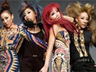 「2NE1」ファッション業界紙「WWDジャパン」季刊誌で表紙