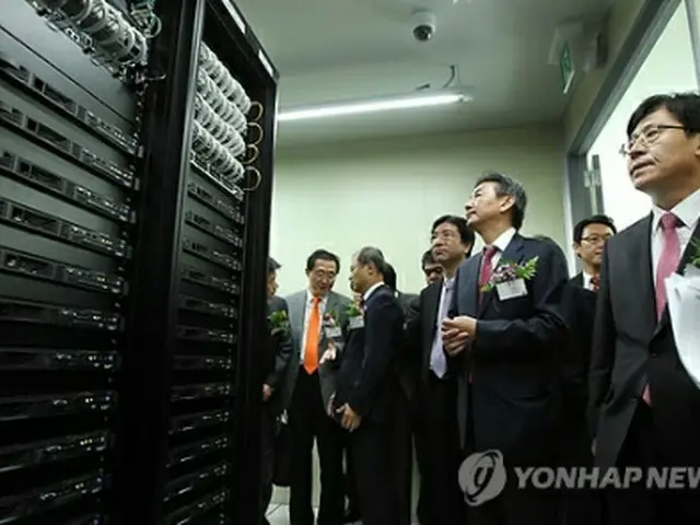 釜山郊外の金海市に完成したグローバルデータセンター＝8日、金海（聯合ニュース）
