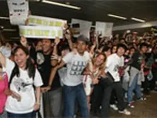「4Minute」＆「BEAST」ら、ブラジルの空港でファンから大歓迎