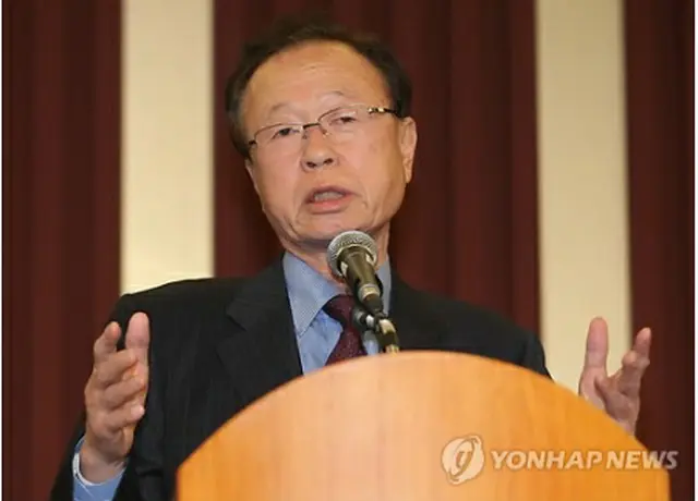 会見する朴議長＝１８日、仁川（聯合ニュース）