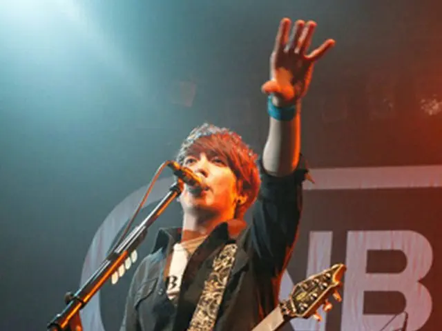 提供:Warner Music Japan