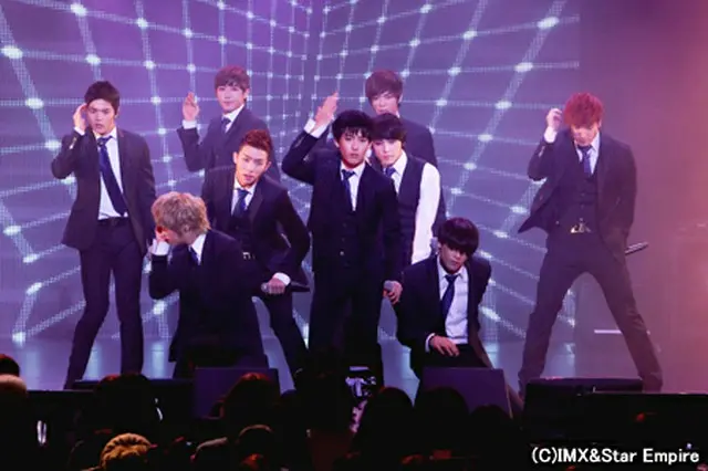 「ZE:A」