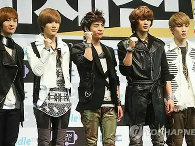 「SHINee」