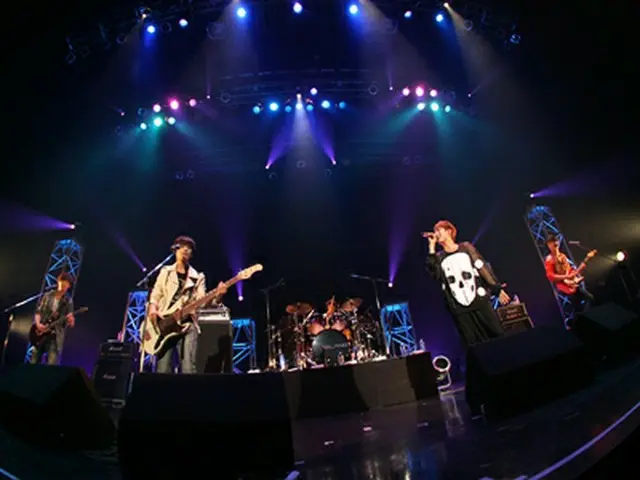 「FTISLAND」