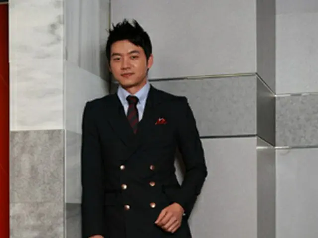 俳優キム・スンス