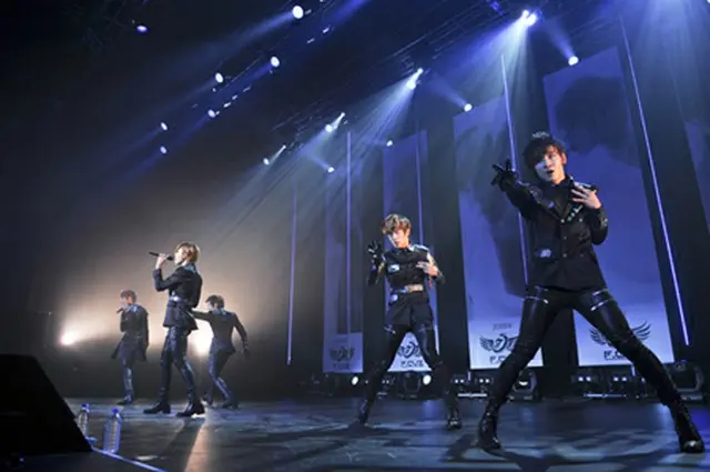 F.CUZ（オフィシャル写真）