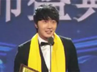 チョン・イル、「中国ファジョン賞」アジア男性俳優大賞を受賞